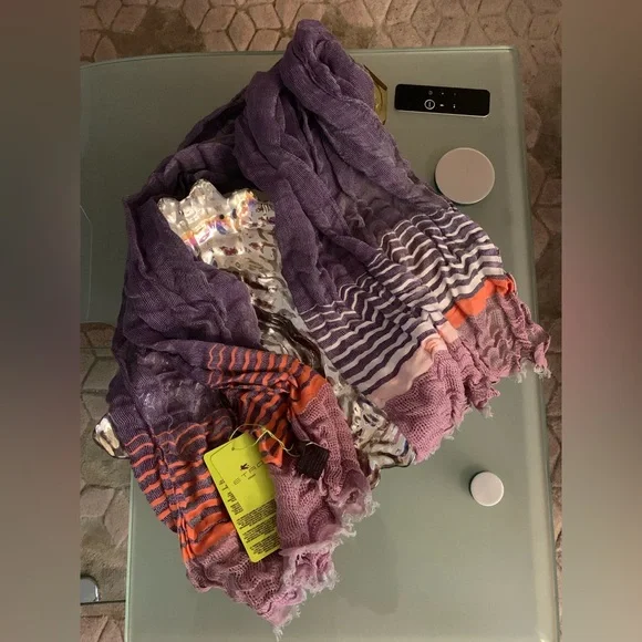 ETRO クラフィックフリントショツ D122384630 660 ETRO